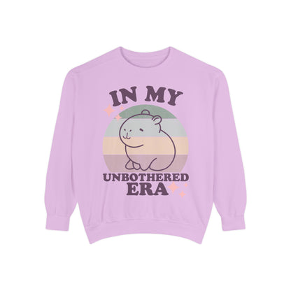 In My Unbothered Era Capybara Sweatshirt – Funny Chill Era Crewneck for Adults – Cozy Capy Life Retro Sun Design